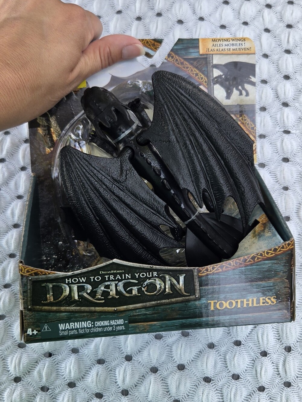 Dreamworks How to Train Your Dragon Toothless W/ Moveable Wings, New In Package